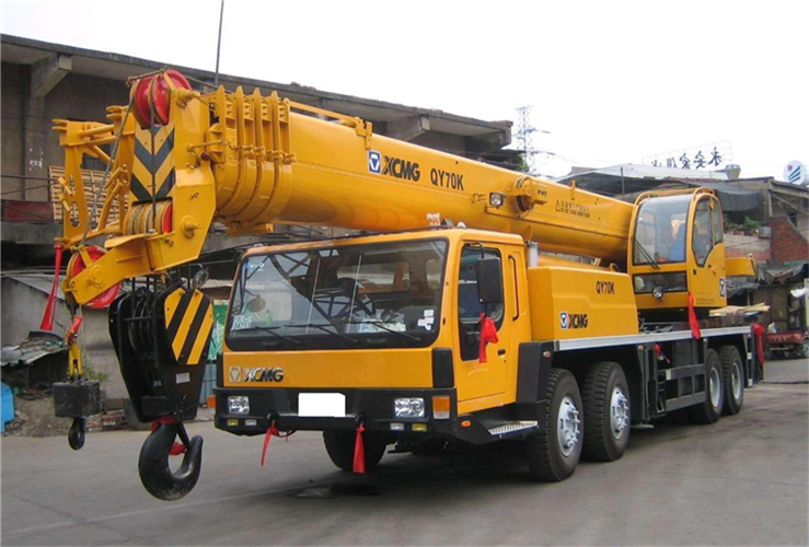 临猗县吊车出租选择重点