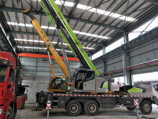 临猗县高空车出租需要注意哪些安全事项？